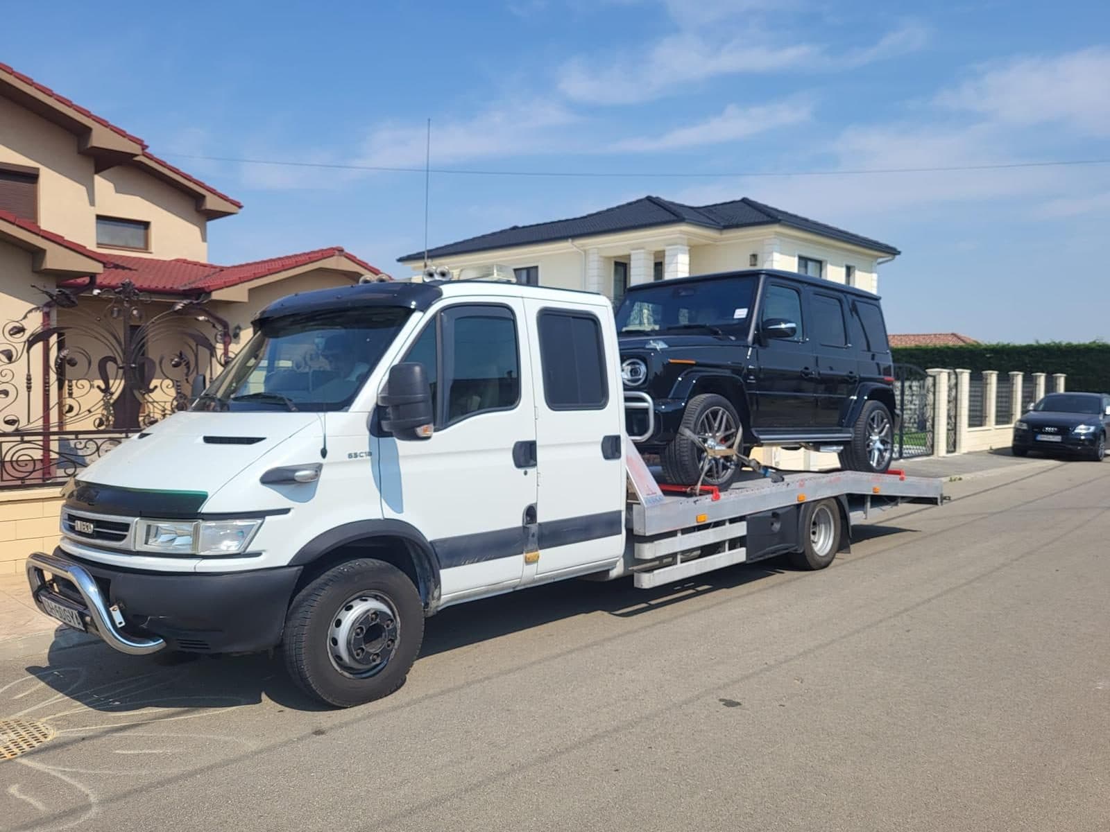 Platformă transport auto